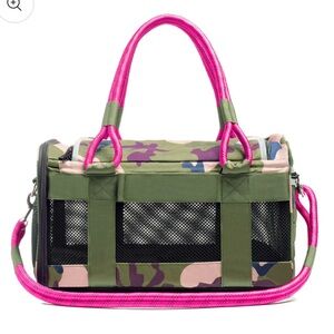 OUT-OF-OFFICE PET CARRIER by Roverlund - Large (up to 25lbs) - Camo Magenta